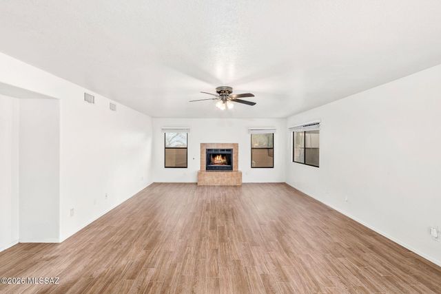 10317 N Mineral Spring Lane, Oro Valley, AZ 85737