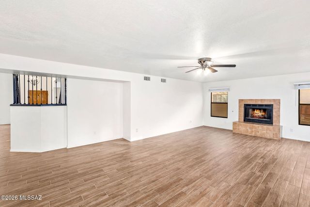 10317 N Mineral Spring Lane, Oro Valley, AZ 85737