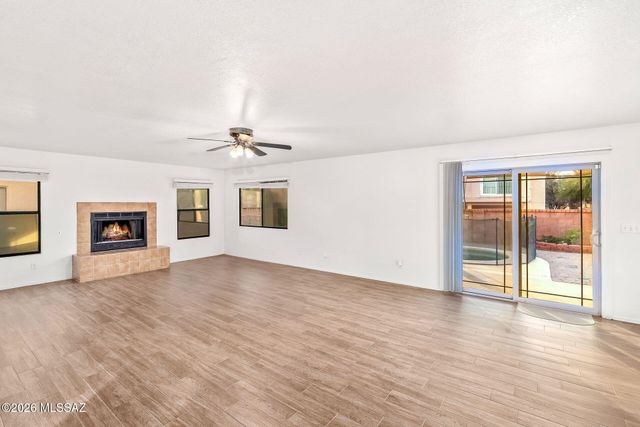 10317 N Mineral Spring Lane, Oro Valley, AZ 85737