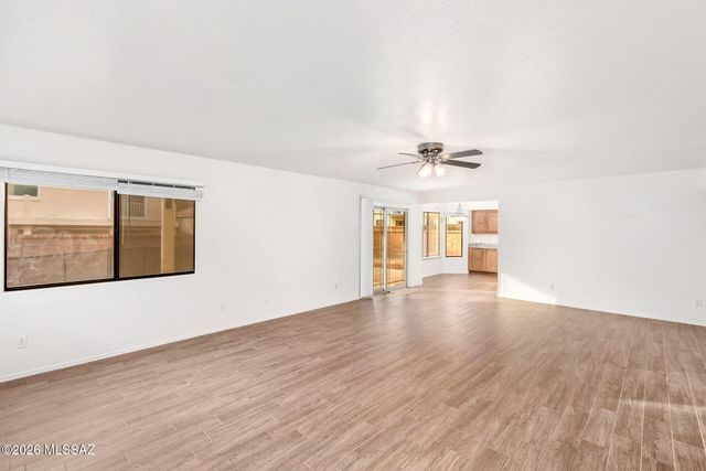 10317 N Mineral Spring Lane, Oro Valley, AZ 85737