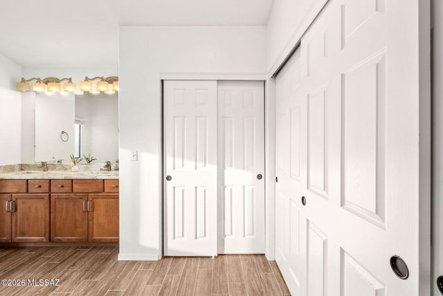 10317 N Mineral Spring Lane, Oro Valley, AZ 85737