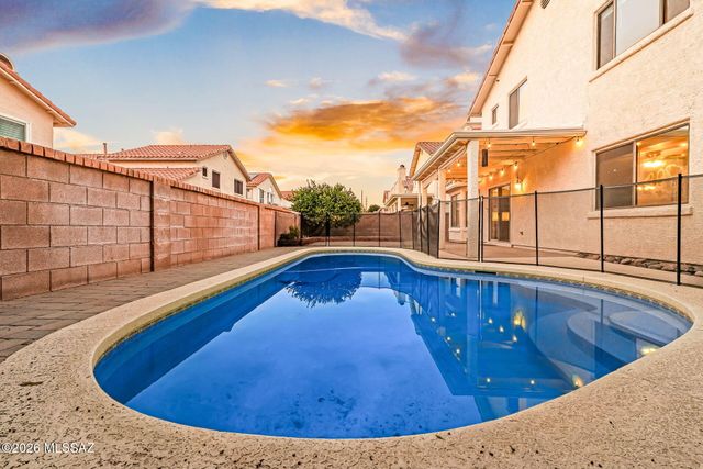 10317 N Mineral Spring Lane, Oro Valley, AZ 85737