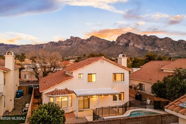 10317 N Mineral Spring Lane, Oro Valley, AZ 85737