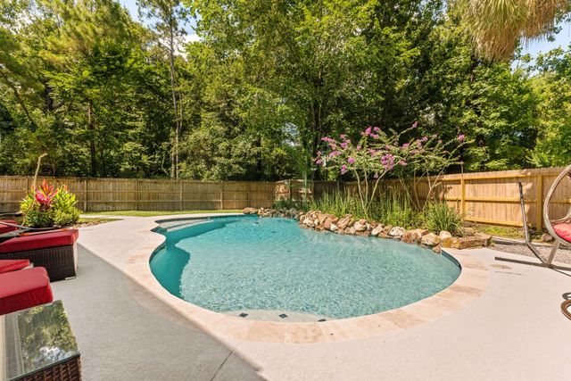 30 Willowherb Court, The Woodlands, TX 77380