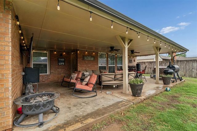 3904 Regatta Road, Yukon, OK 73099
