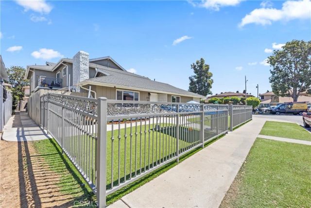 15582 Boleyn Circle, Tustin, CA 92780