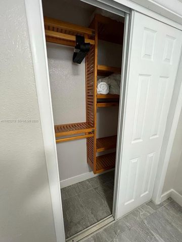 3771 SW 1st St 1, Fort Lauderdale, FL 33312