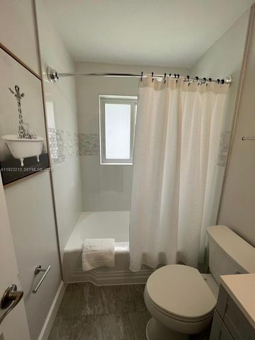 3771 SW 1st St 1, Fort Lauderdale, FL 33312