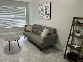 3771 SW 1st St 1, Fort Lauderdale, FL 33312