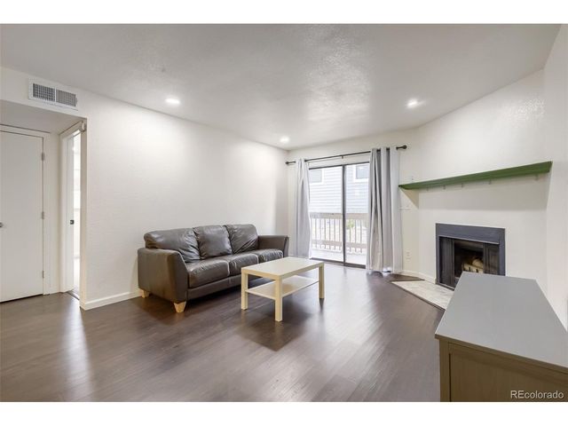 10273 E Peakview Ave D104, Englewood, CO 80111