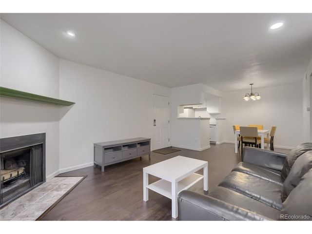 10273 E Peakview Ave D104, Englewood, CO 80111