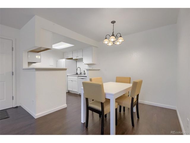 10273 E Peakview Ave D104, Englewood, CO 80111