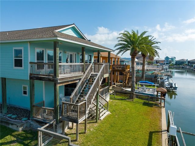 181 Port Saint Claire, Aransas Pass, TX 78336