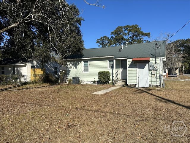 2021 E 57th Street, Savannah, GA 31404