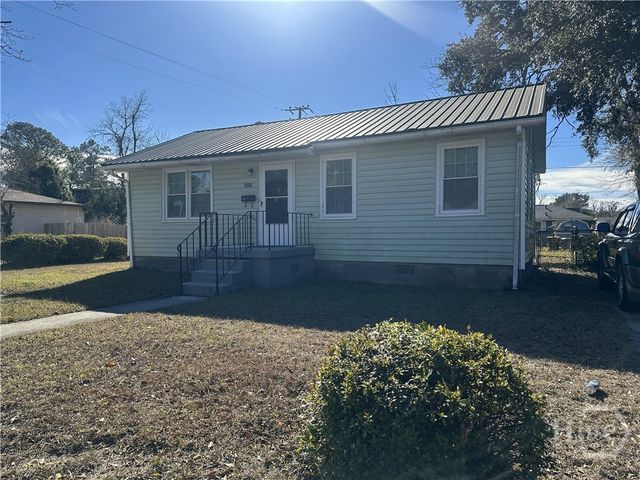 2021 E 57th Street, Savannah, GA 31404