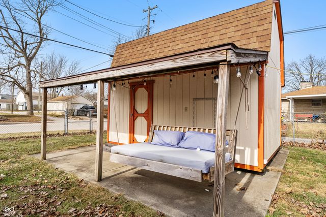 301 E Ohio Street, Fortville, IN 46040