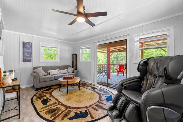 412 Turkey Ridge Road, Wellington, KY 40387