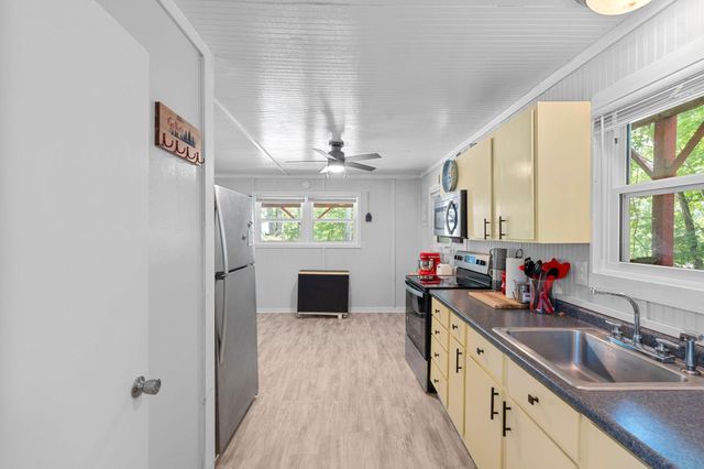 412 Turkey Ridge Road, Wellington, KY 40387