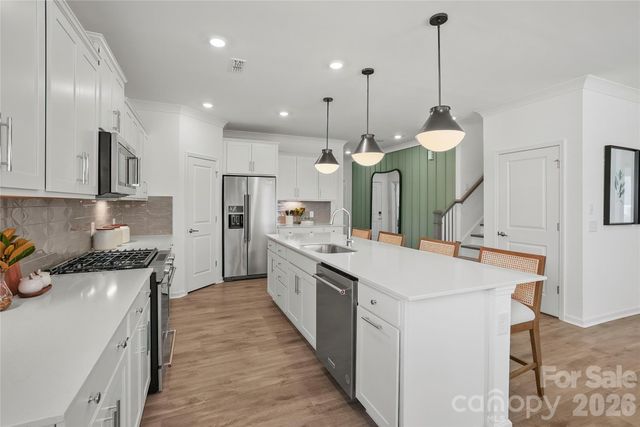 12585 Prospectors Way, Harrisburg, NC 28075