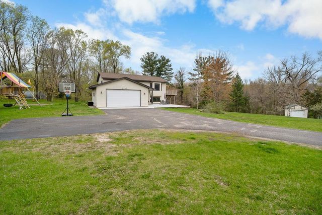 2247 75th Avenue, Princeton, MN 55371
