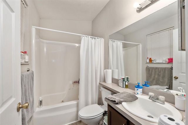 3552 SW 30TH WAY 147, Gainesville, FL 32608