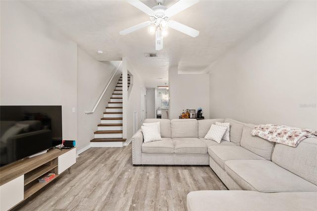 3552 SW 30TH WAY 147, Gainesville, FL 32608