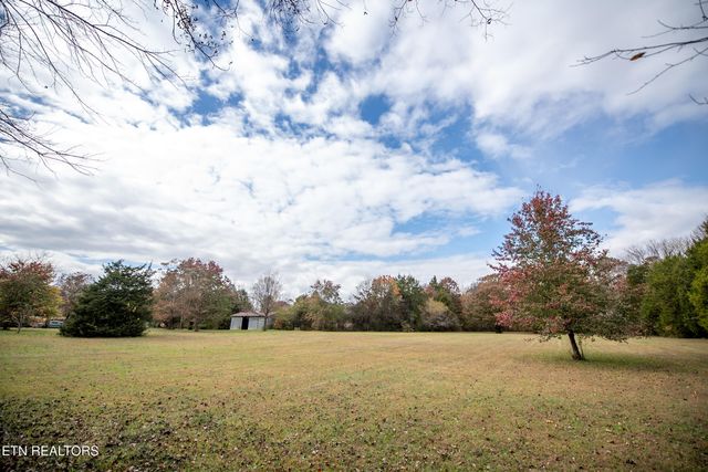 131 Helms Drive, Madisonville, TN 37354