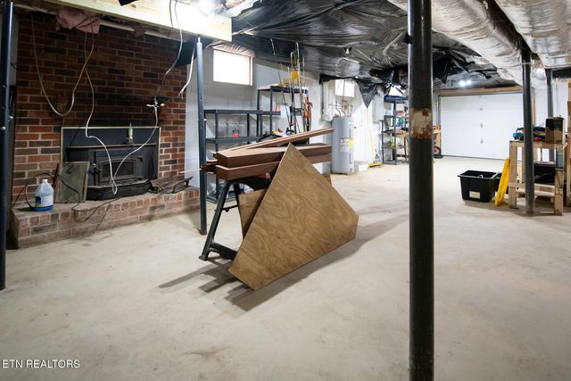 131 Helms Drive, Madisonville, TN 37354