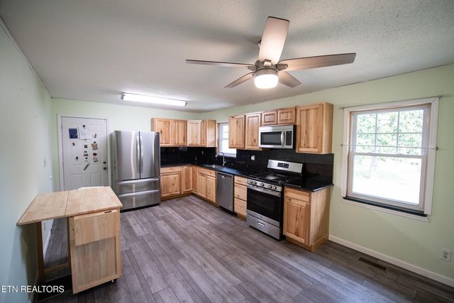 131 Helms Drive, Madisonville, TN 37354