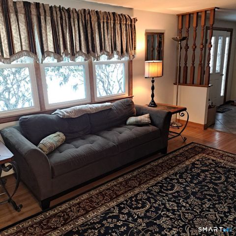 105 Trent Drive, Windsor, CT 06095