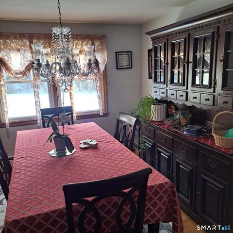 105 Trent Drive, Windsor, CT 06095