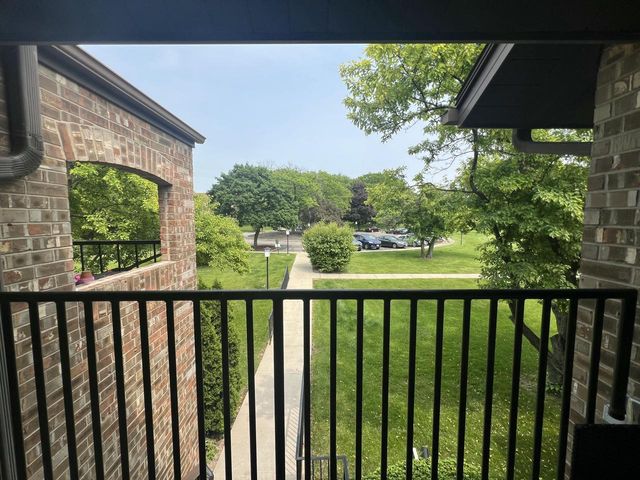9034 W Lisbon AVENUE #8, Milwaukee, WI 53222