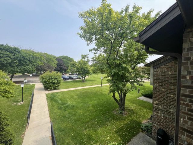 9034 W Lisbon AVENUE #8, Milwaukee, WI 53222