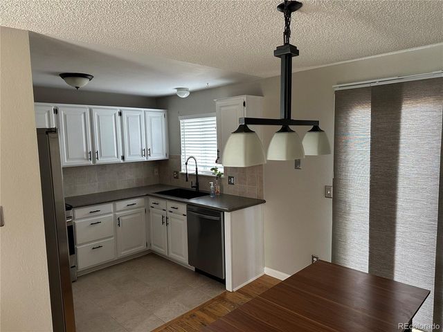 4902 S Garland St, Littleton, CO 80123