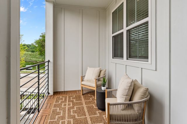 209 Straton Ln, Nashville, TN 37216