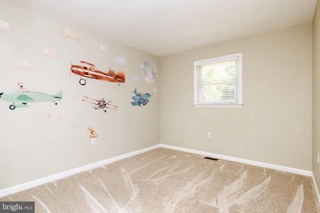 207 W ELM AVE, Berlin, NJ 08009