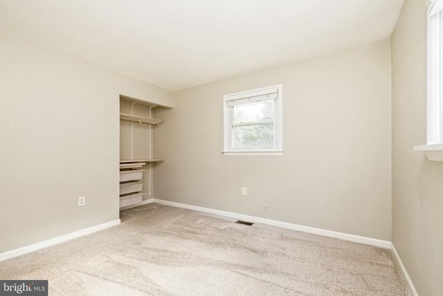 207 W ELM AVE, Berlin, NJ 08009