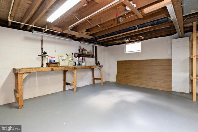 207 W ELM AVE, Berlin, NJ 08009