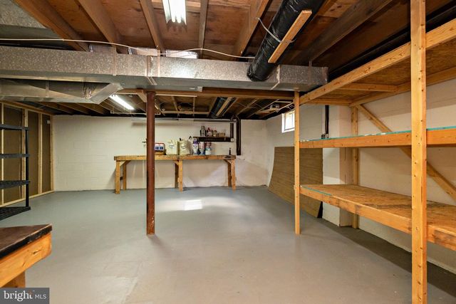 207 W ELM AVE, Berlin, NJ 08009