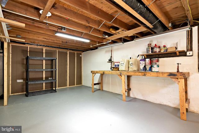 207 W ELM AVE, Berlin, NJ 08009