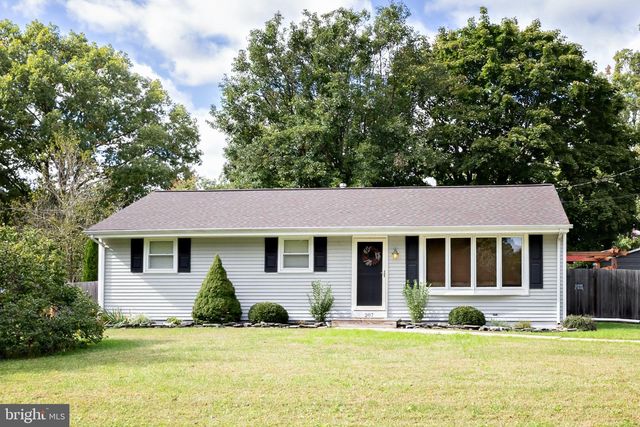 207 W ELM AVE, Berlin, NJ 08009