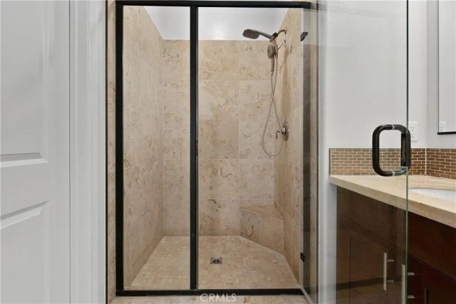 78 Rose Arch 21, Irvine, CA 92620