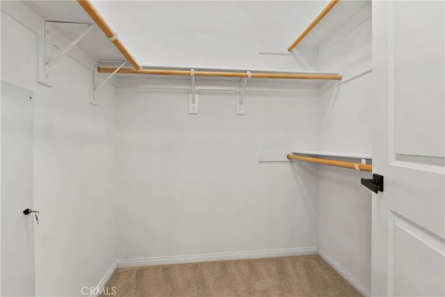 78 Rose Arch 21, Irvine, CA 92620