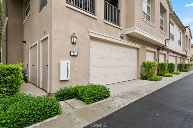 78 Rose Arch 21, Irvine, CA 92620