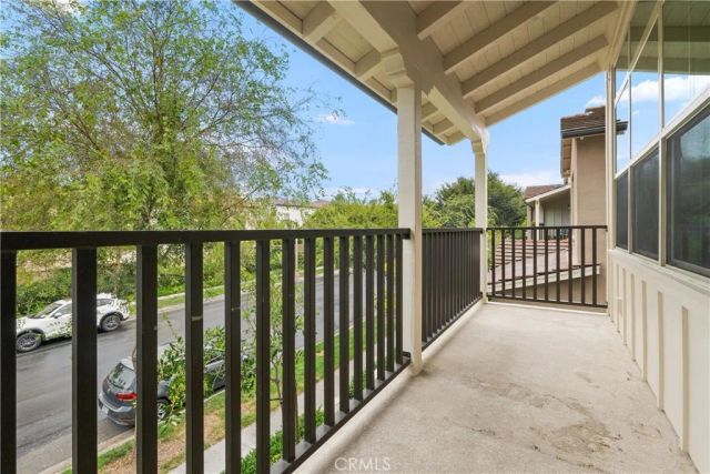 78 Rose Arch 21, Irvine, CA 92620