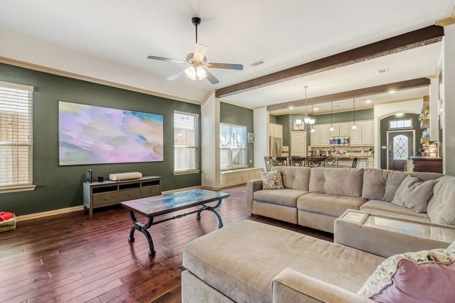 7624 Truchard Drive, Fort Worth, TX 76179