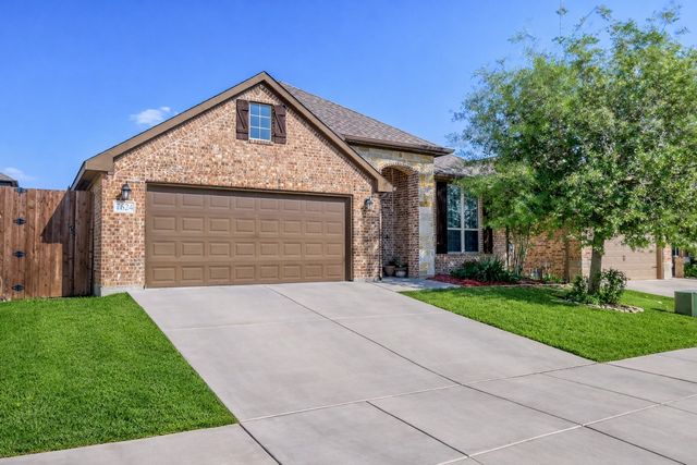 7624 Truchard Drive, Fort Worth, TX 76179