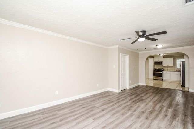2109 Pomona Drive, Pasadena, TX 77506