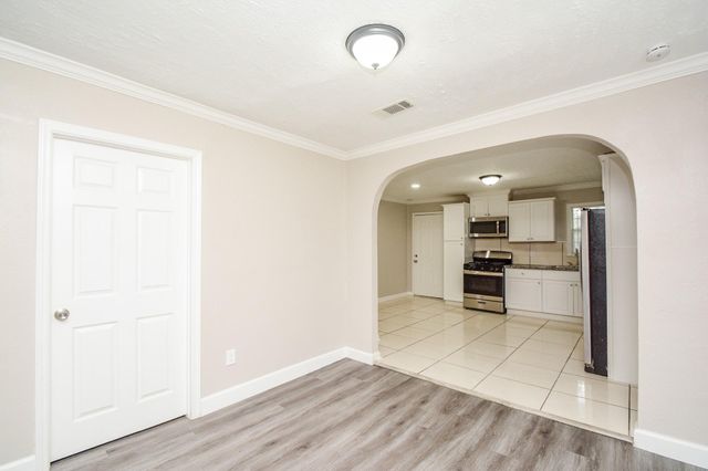 2109 Pomona Drive, Pasadena, TX 77506