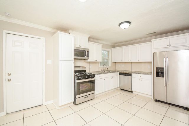 2109 Pomona Drive, Pasadena, TX 77506